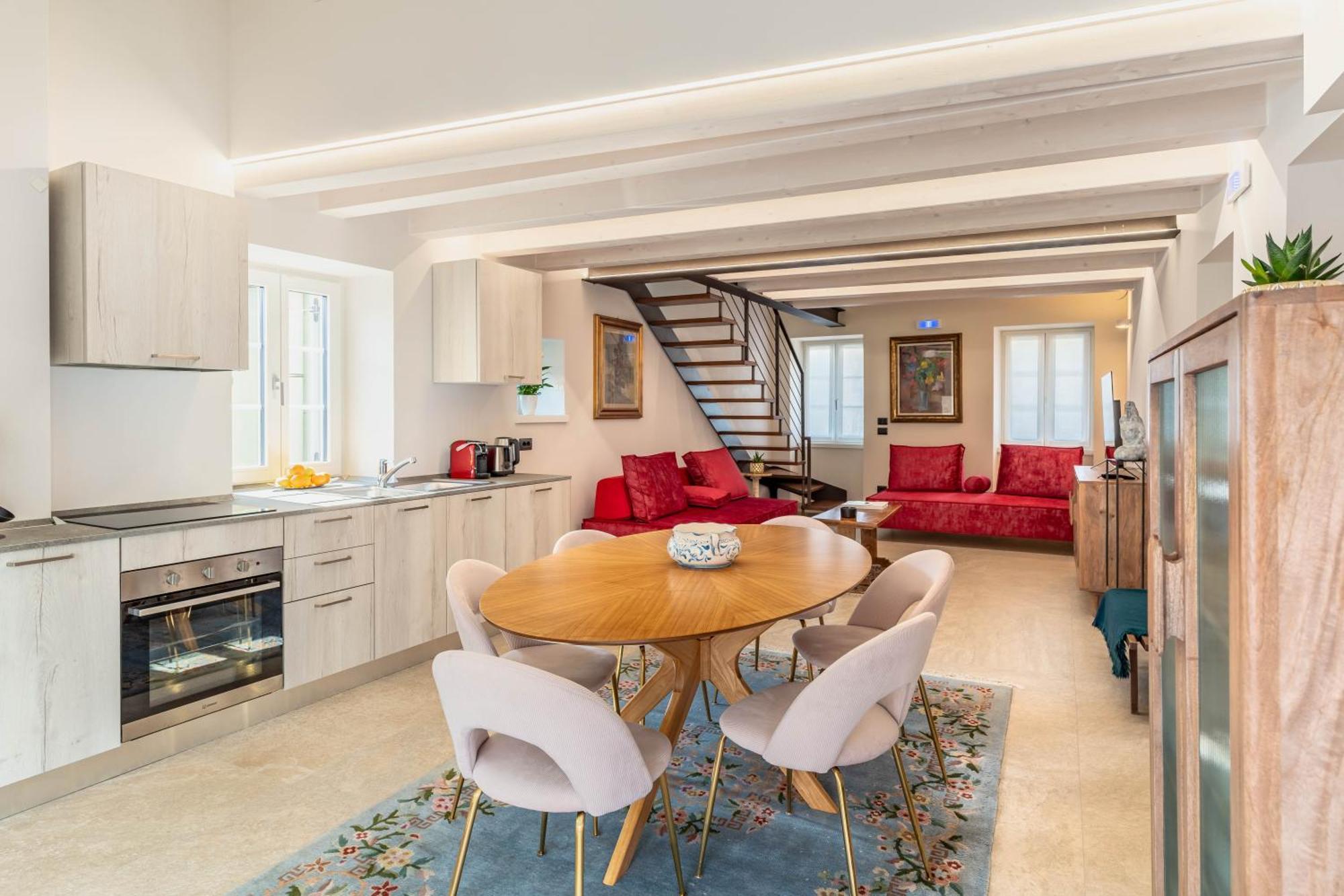Апартаменти Luxury 2Br W/ River Castle View In Borgo Valsugana Екстер'єр фото