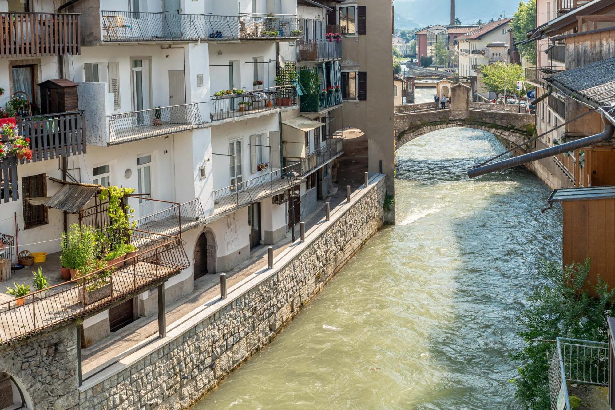 Апартаменти Luxury 2Br W/ River Castle View In Borgo Valsugana Екстер'єр фото