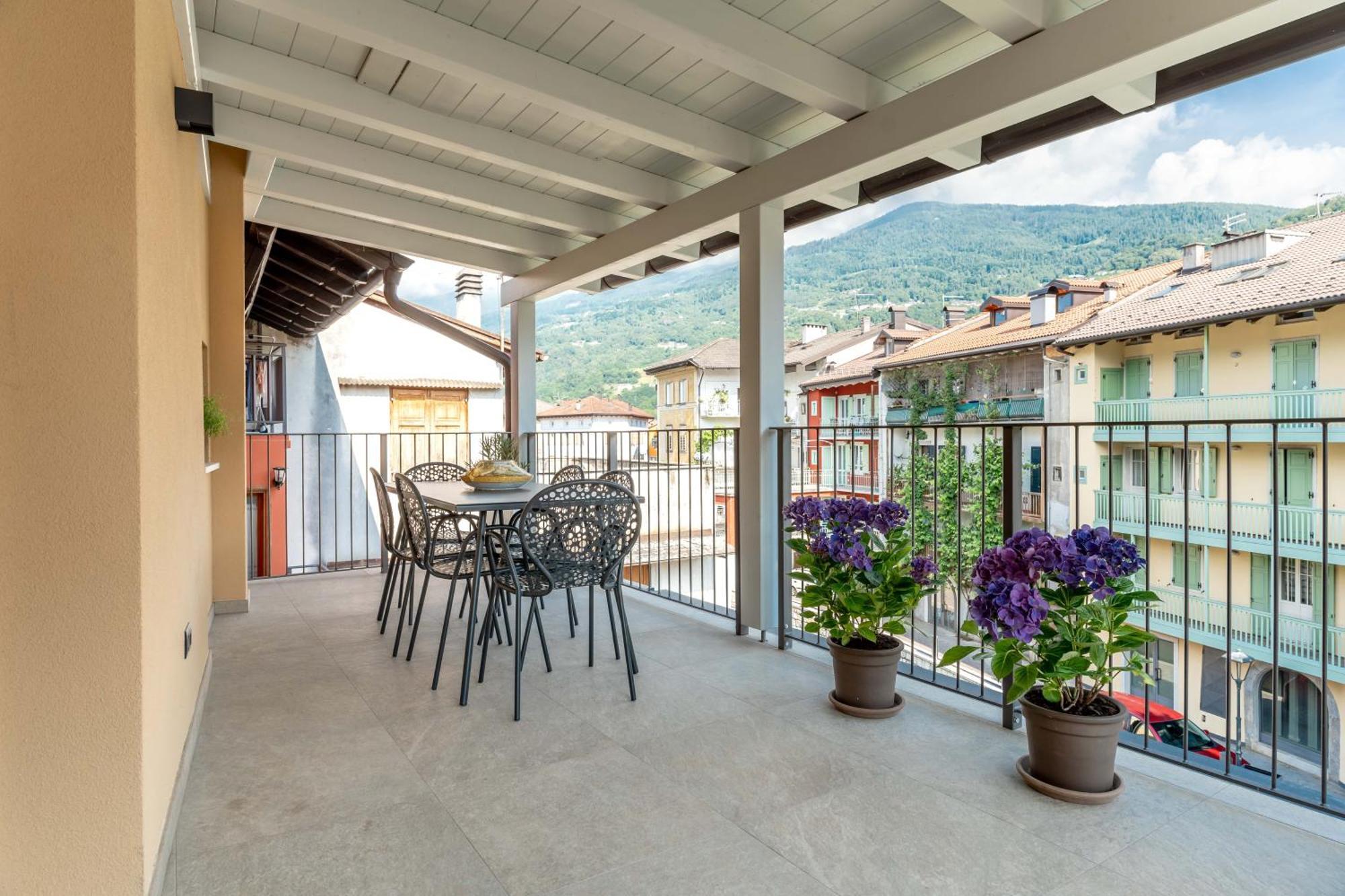 Апартаменти Luxury 2Br W/ River Castle View In Borgo Valsugana Екстер'єр фото