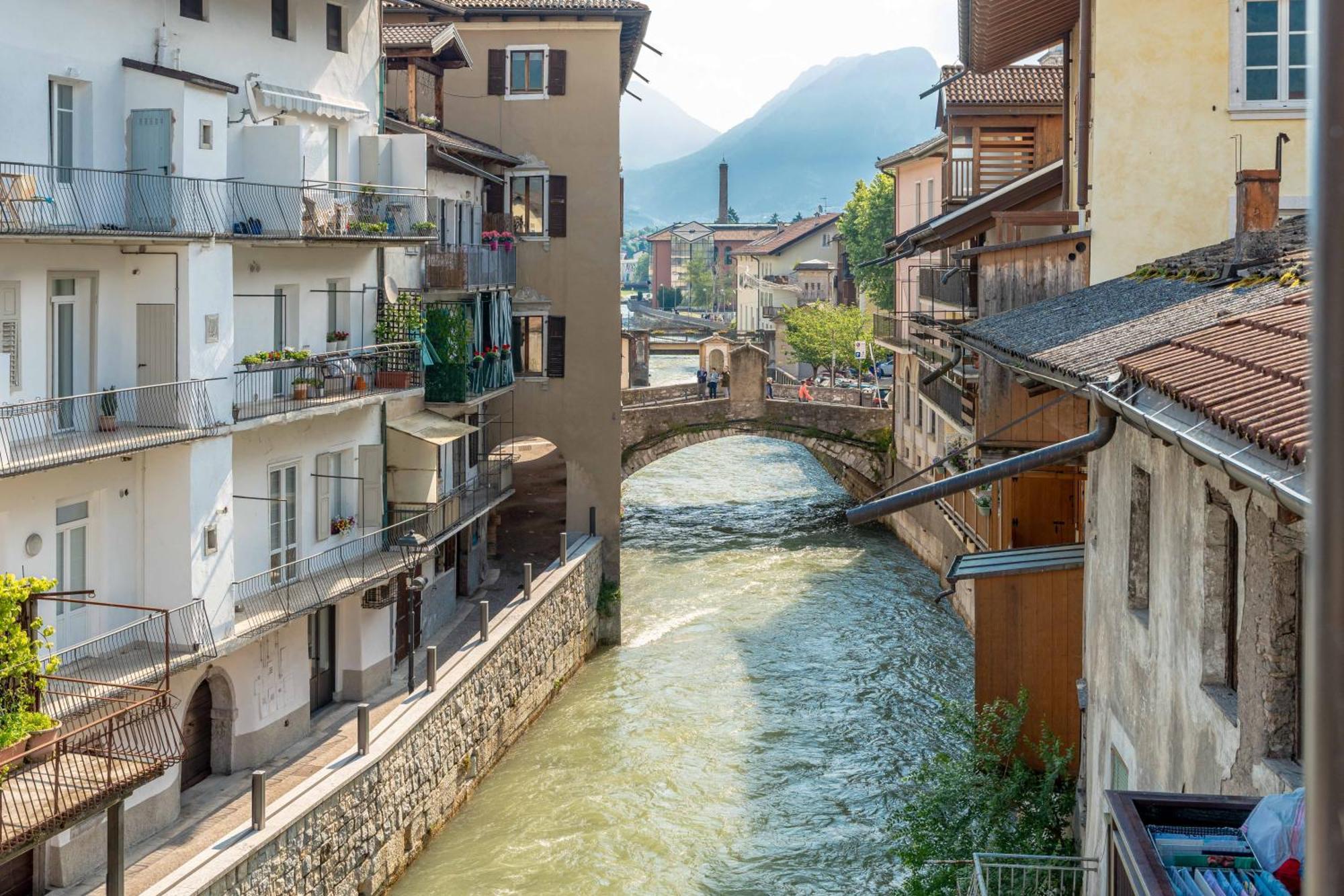 Апартаменти Luxury 2Br W/ River Castle View In Borgo Valsugana Екстер'єр фото